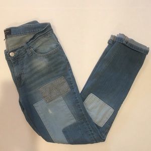 Banana Republic Girlfriend Jean sz 25 patch detail